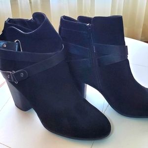 Madden girl boots -Size 9